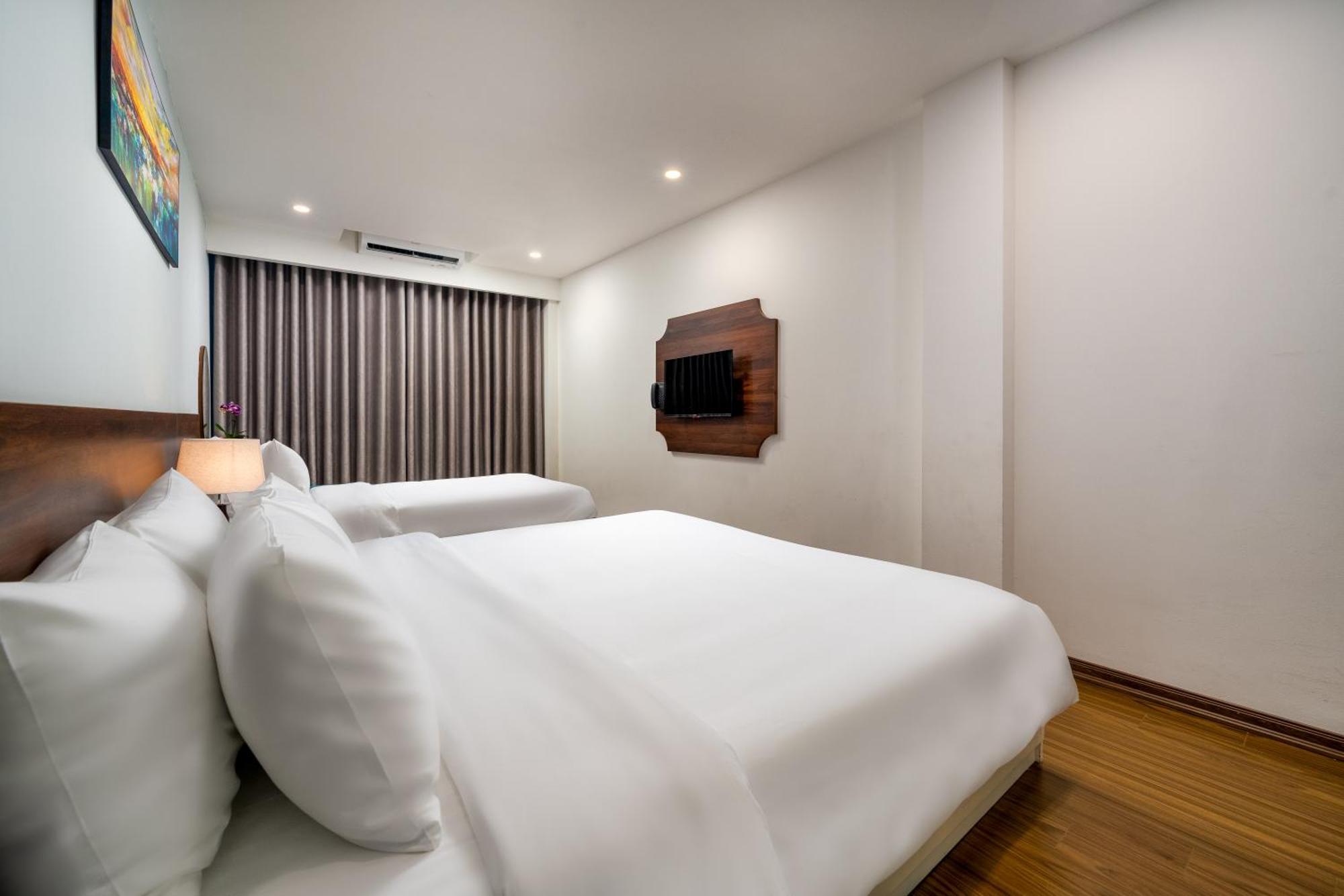 Astoria Hanoi Hotel & Travel Esterno foto