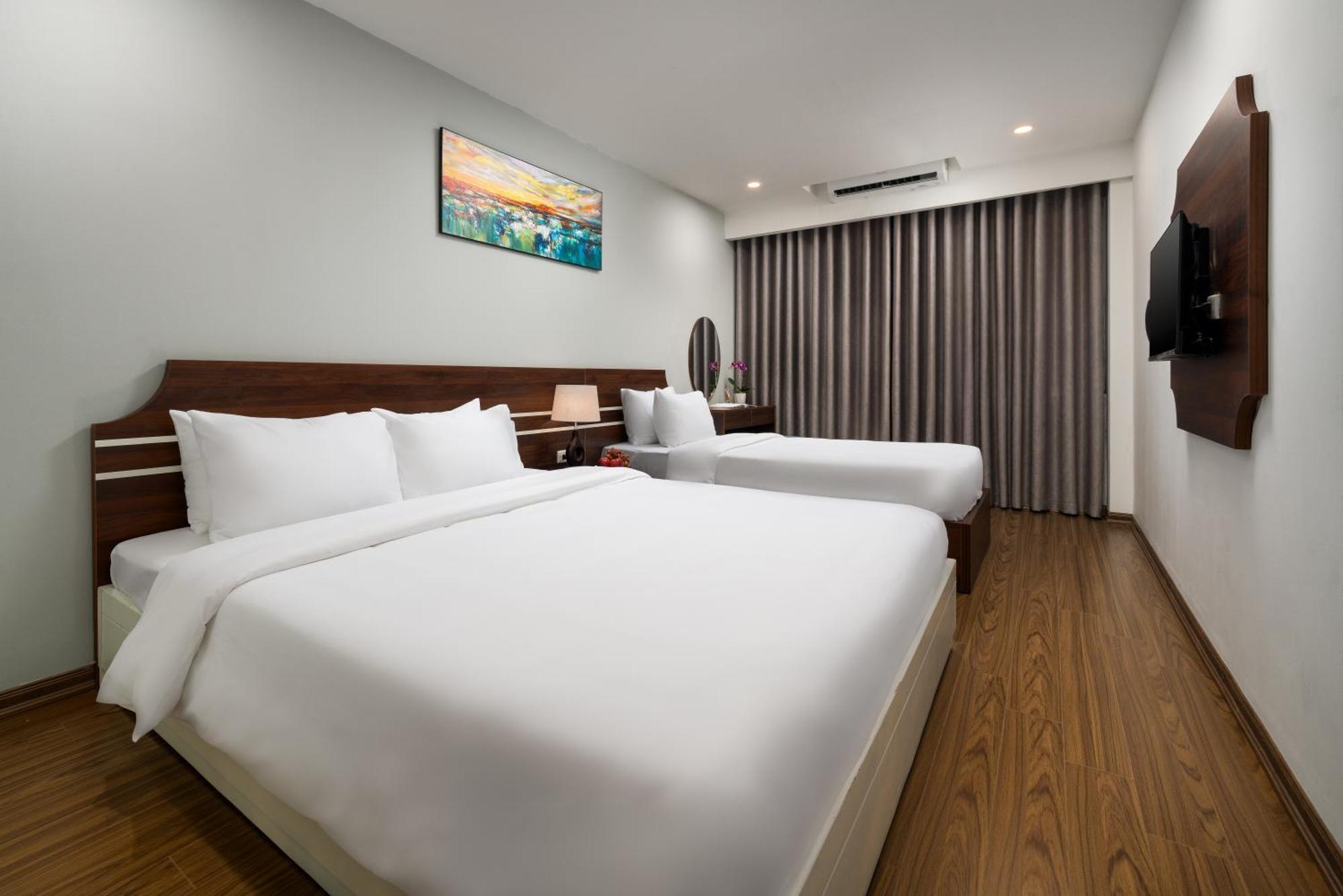 Astoria Hanoi Hotel & Travel Esterno foto